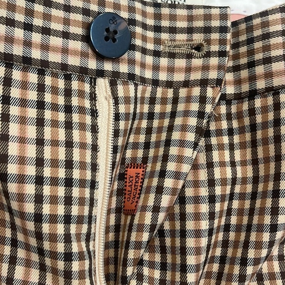 Women chinos - Beige Checkered plaid Chinos 
Size 25, mid rise
Scotch and Soda - Picture 13 of 16